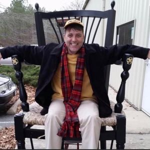 Meet your Posher, Troy